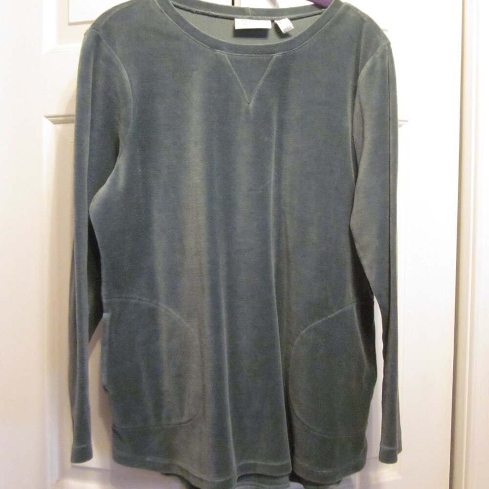 Denim & Co Sage Green Velour Top Sz M